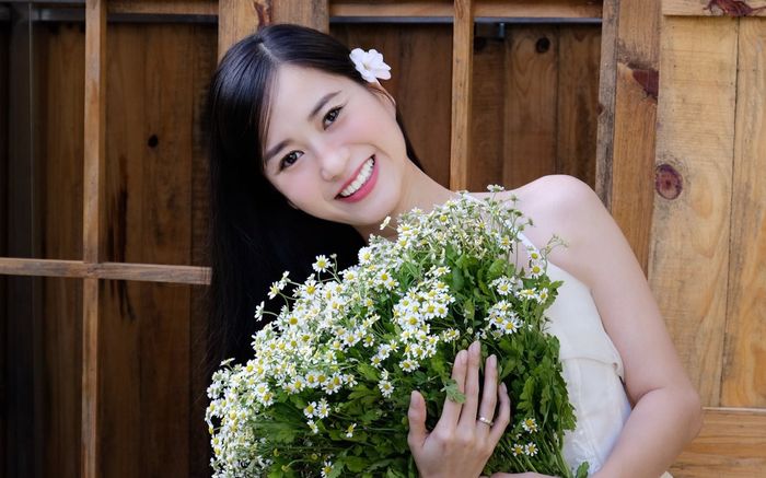 Cận visual trẻ trung của Lâm Vỹ Dạ sau khi giảm 14kg