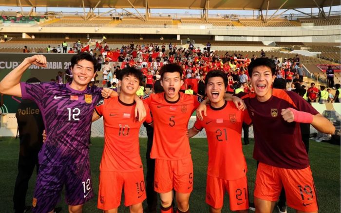 U23 Trung Quốc được khen đá như nhà vô địch EURO 2004