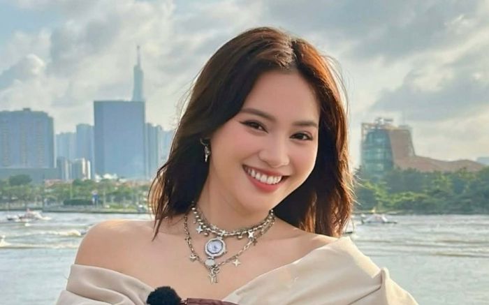 Ninh Dương Lan Ngọc bị thay thế