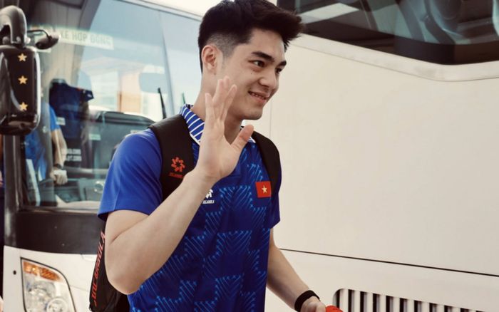 Đoạn clip hơn 24 triệu người xem của thủ môn Trần Trung Kiên và Đình Bắc