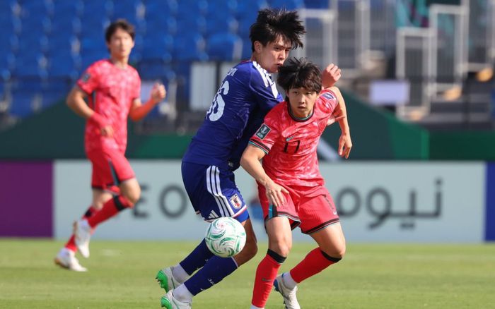 HLV Kim Sang Sik lỡ hẹn U23 Hàn Quốc ở chung kết