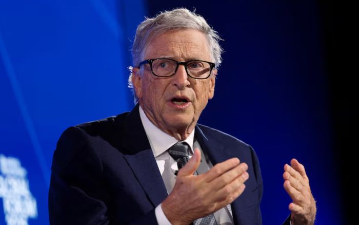 Bill Gates và OpenAI hợp tác thúc đẩy ứng dụng AI trong lĩnh vực y tế