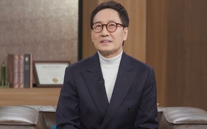 Ca sĩ Yoo Yeol từng nhận 'án tử' vì xơ phổi: Sụt cân còn 40kg, mê sảng, viết sẵn di chúc