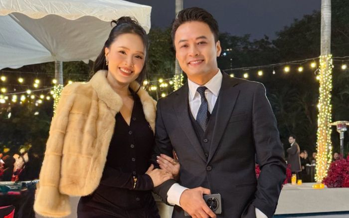 Hồng Diễm và Hồng Đăng 'tái hợp'