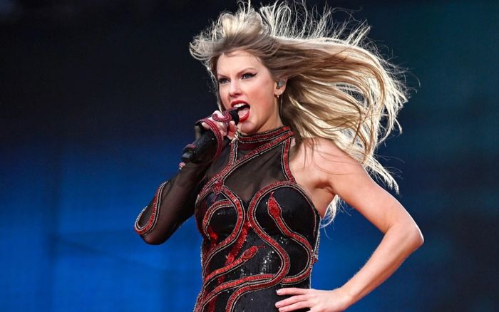 10 đĩa thuần bán chạy nhất thập niên 2020 tại Mỹ: Không ai làm lại Taylor Swift!