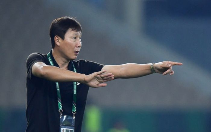 HLV Kim Sang Sik thẳng thắn nói về Đình Bắc