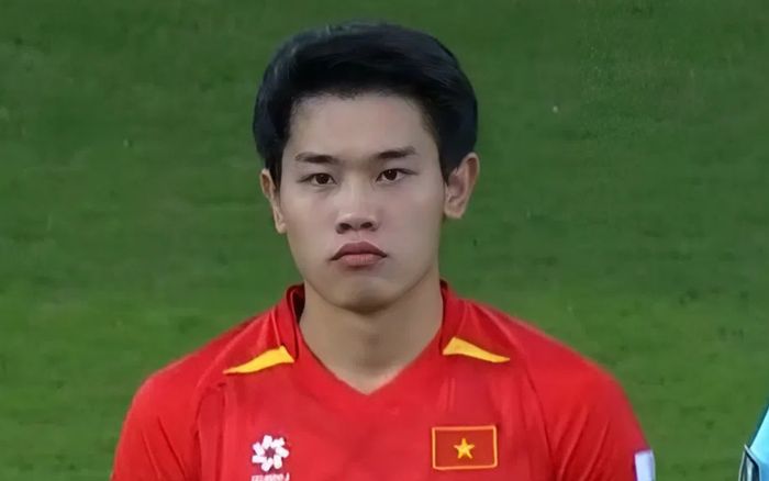 AFC thắng thắn nói về thẻ đỏ của Đình Bắc