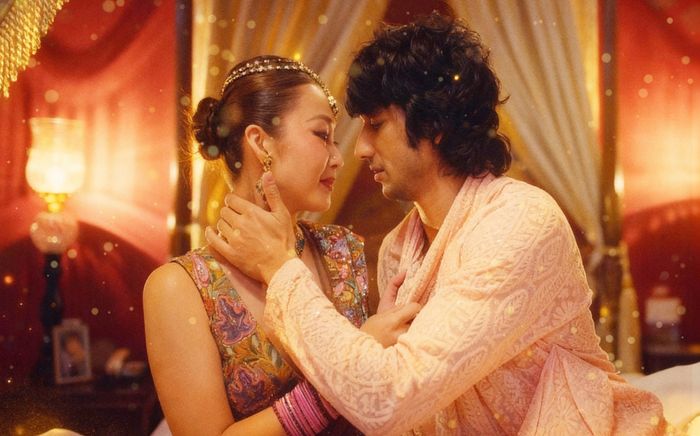 Điều gì khiến 'Vạn dặm yêu em' của Khả Ngân chạm đáy phòng vé ?