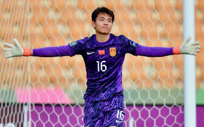 Pha cứu thua của thủ môn Li Hao giúp Đình Bắc giành Vua phá lưới