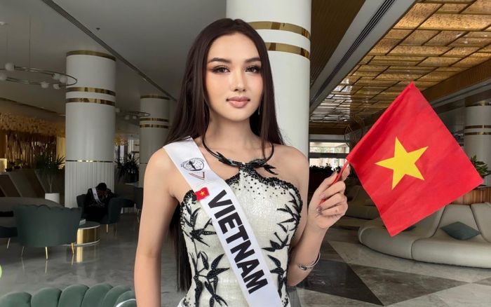 Đáng lo cho Thu Ngân tại Hoa hậu Liên lục địa