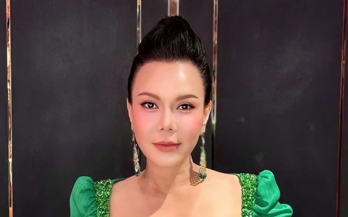 Khó nhận ra Việt Hương