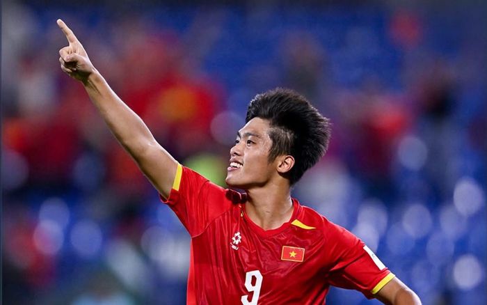 Lời chia tay đẹp của tiền đạo Nguyễn Quốc Việt