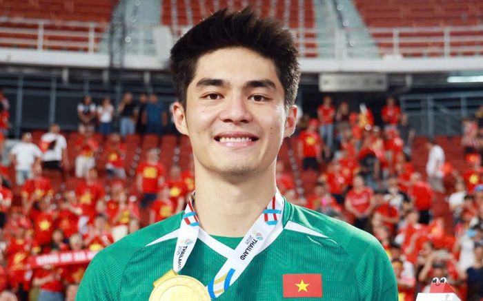 Ngã ngũ tương lai thủ môn Trần Trung Kiên