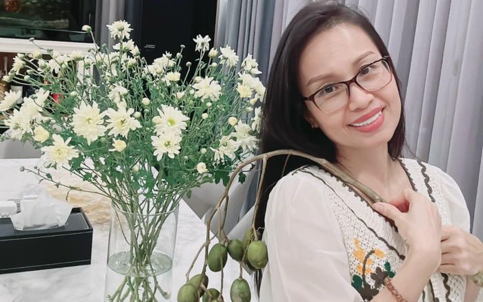 Cẩm Ly báo tin vui