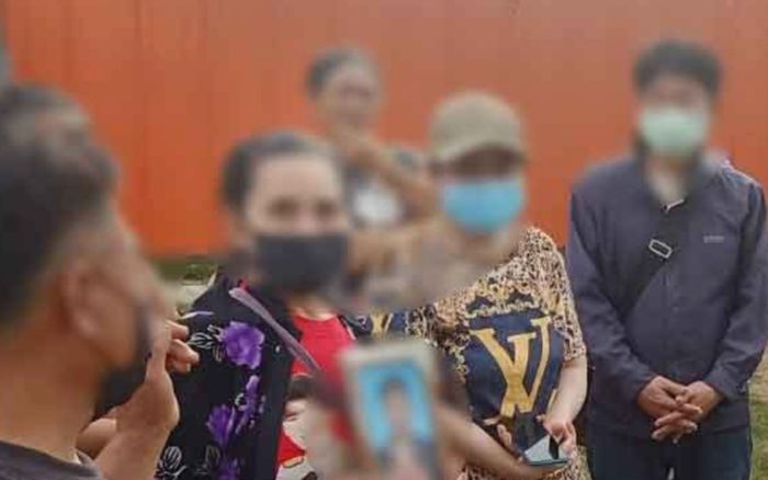 Người đàn ông 'đã chết' trở về nhà sau 2 tuần được chôn cất, sự thật khiến gia đình bàng hoàng