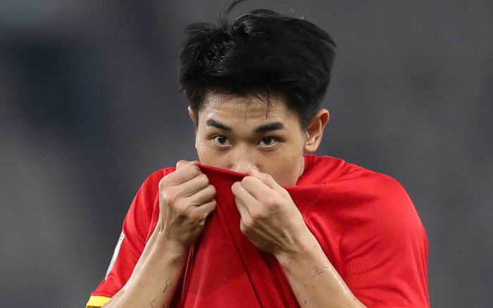 AFC thẳng thắn nói về trình độ của Đình Bắc và Sato