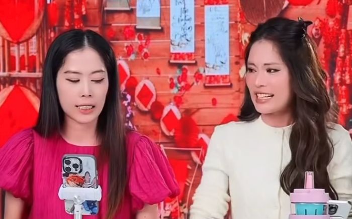 Nam Em và chị gái tranh cãi gay gắt trên livestream