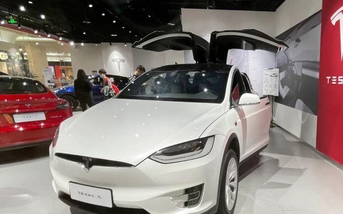 Tesla sẽ ngừng sản xuất các mẫu xe Model S và X