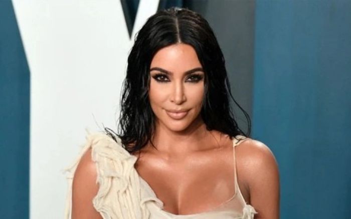 Thiết bị chăm sóc da Hàn Quốc mà Kim Kardashian yêu thích