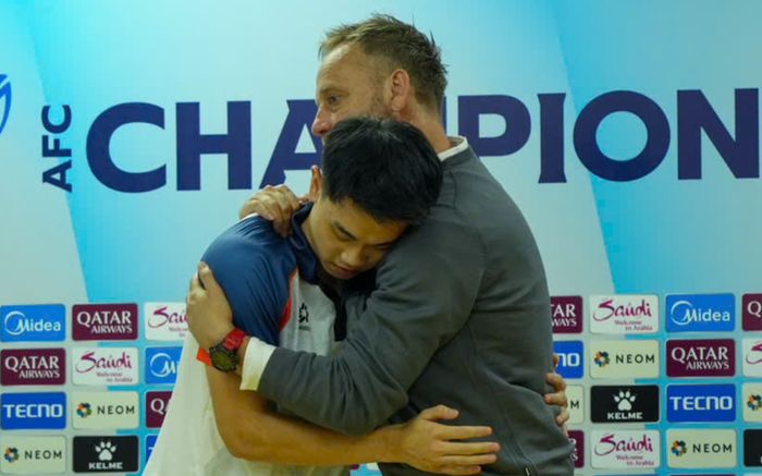 Cuộc vui đã kết thúc với tiền đạo Đình Bắc