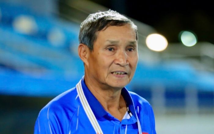 Quyết định của HLV Mai Đức Chung khi trọng tài Lào trả giá