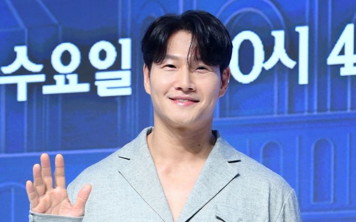 Danh tính người vợ bí mật của Kim Jong Kook