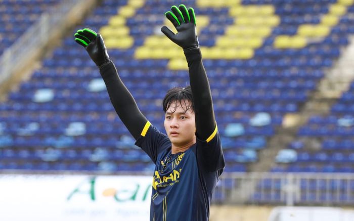 Buồn cho thủ môn Cao Văn Bình