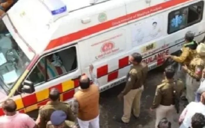 Nước máy tại một thành phố nhiễm chất thải khiến 10 người tử vong, hơn 1.400 ca nhập viện