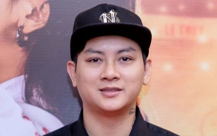 Xe sang 2 tỷ của Hoài Lâm