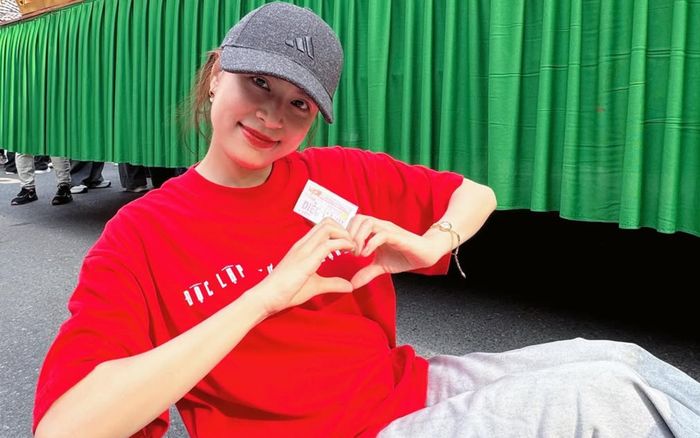 Hoàng Thùy Linh gửi lời yêu đến người đặc biệt