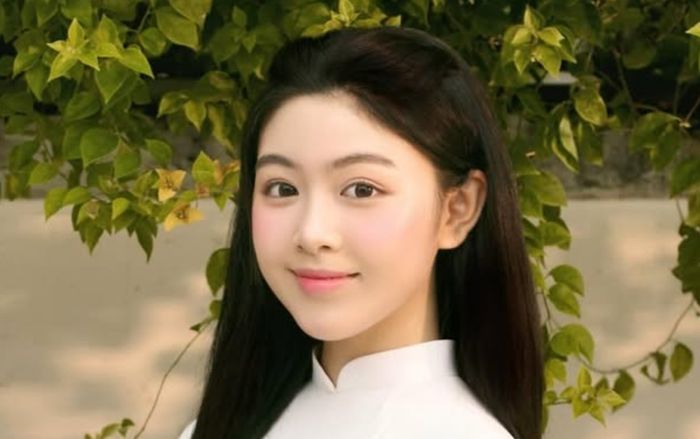 Những lần diện áo dài gây thương nhớ của ái nữ nhà Quyền Linh