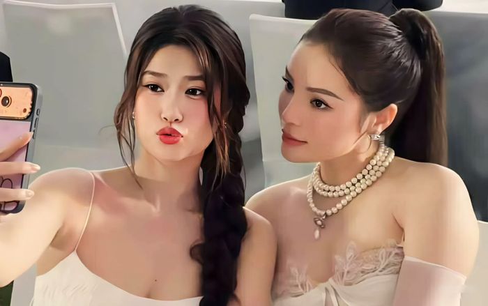 Hoa hậu Kỳ Duyên và Đoàn Thiên Ân lại công khai thân mật