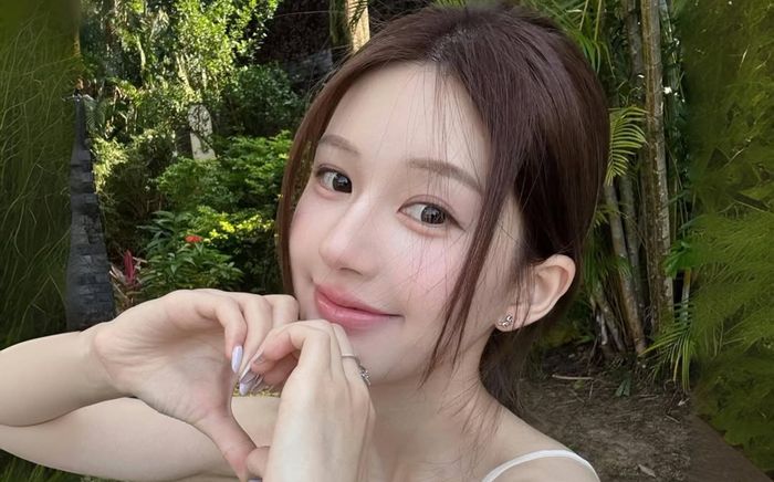 Nhan sắc đời thường của Triệu Lộ Tư