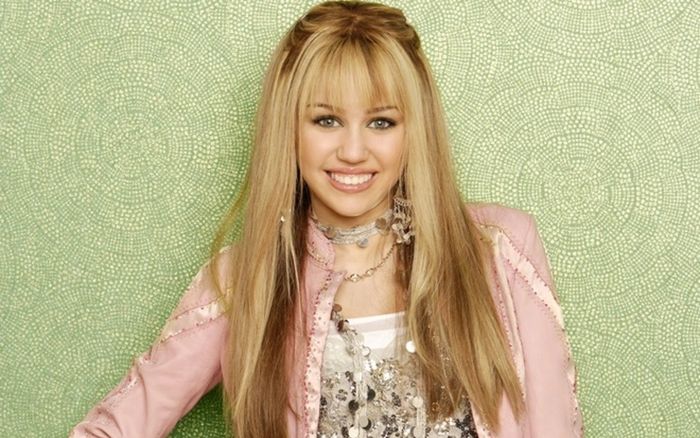 Miley Cyrus 'tái sinh' hình tượng Hannah Montana