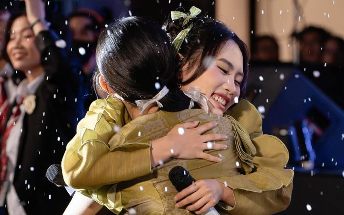 Phương Mỹ Chi công khai cô gái đặc biệt, mối quan hệ kéo dài hơn 10 năm