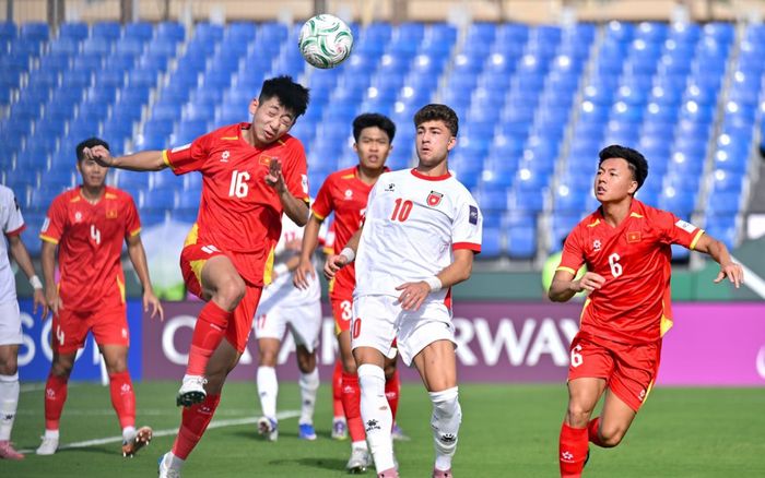 Báo Jordan nói thẳng về đẳng cấp U23 Việt Nam