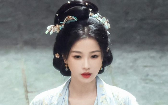 Tạo hình đầu tiên của Ngu Thư Hân trong Vân Sơ Lệnh