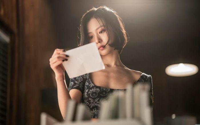 Go Min Si hứng 'bão' chỉ trích từ fandom của BTS