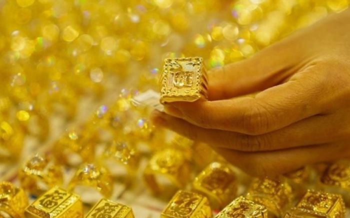 Tin tài chính hôm nay 9/1: Vàng phục hồi mạnh, USD duy trì đà tăng