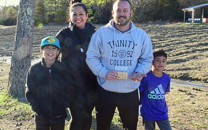 Nghe Siri chỉ đường, một gia đình 'đổi đời' sau chuyến đi đến công viên