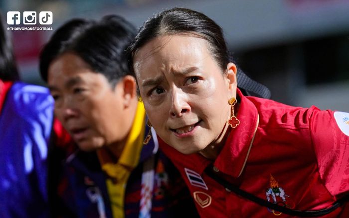 Madam Pang phản ứng mạnh khi U23 Thái Lan thua