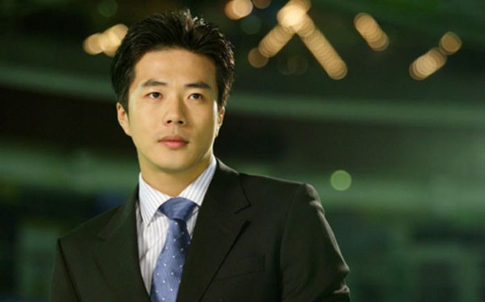 Kwon Sang Woo 'Nấc thang lên thiên đường' lần đầu lên tiếng về chuyện cưới 'chạy bầu'