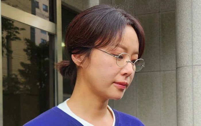 Hwang Jung Eum phẫu thuật thẩm mỹ 4 lần, diện mạo thay đổi chóng mặt