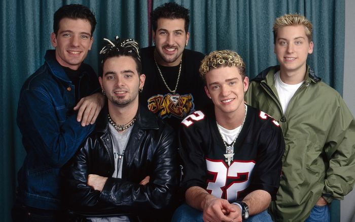 Lance Bass tiết lộ sự thật gây sốc về thu nhập khi hoạt động cùng 'NSYNC