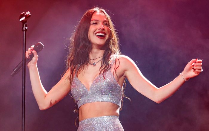 Olivia Rodrigo sẵn sàng cho cuộc 'cách mạng' hình tượng