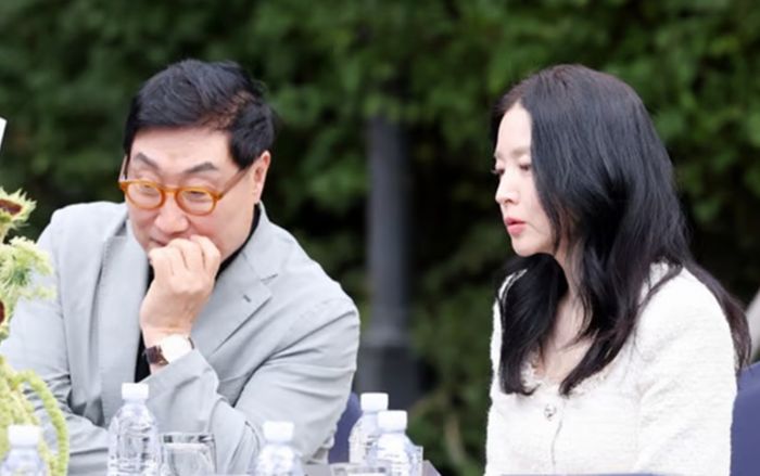 Lee Young Ae bên chồng đại gia 75 tuổi, hôn nhân kín tiếng gây chú ý