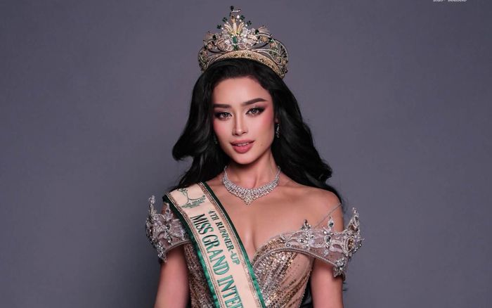 Hé lộ hợp đồng ông Nawat yêu cầu Top 5 Miss Grand International ký kết