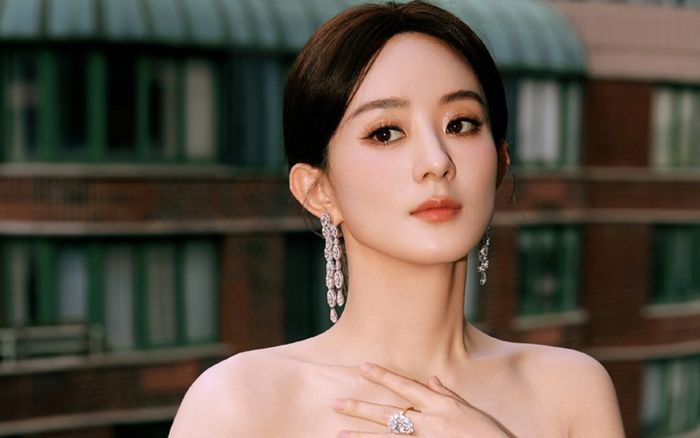 Con người thật của Triệu Lệ Dĩnh