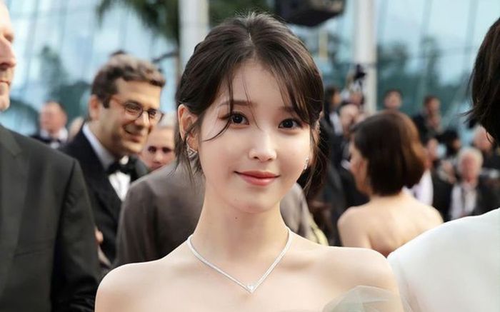 IU xác nhận không thể biểu diễn tại Hàn Quốc trong năm nay