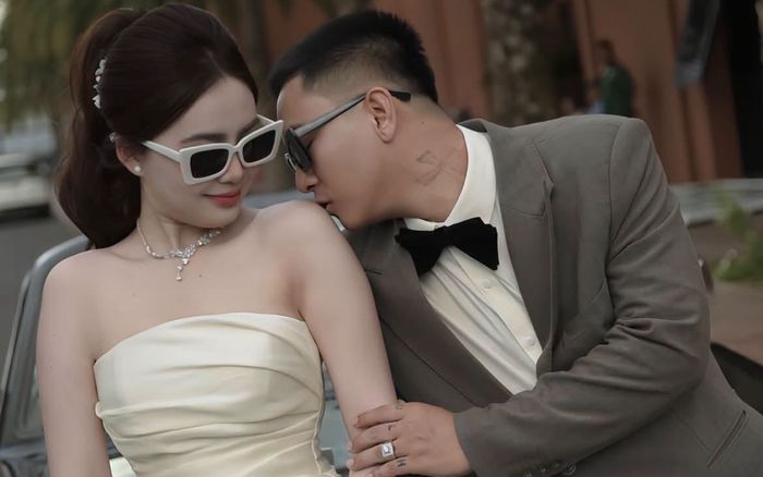 Tình hình Hoài Lâm và vợ trẻ trước 4 ngày 'về chung nhà'